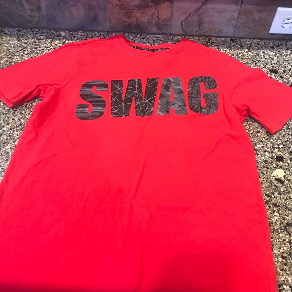 Boy’s shirt sporty